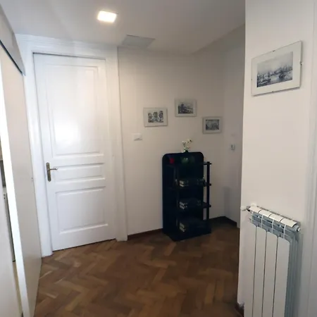 Apartamento Vignola 6 *