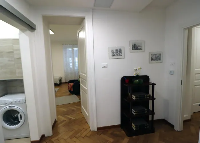 Vignola 6 アパート