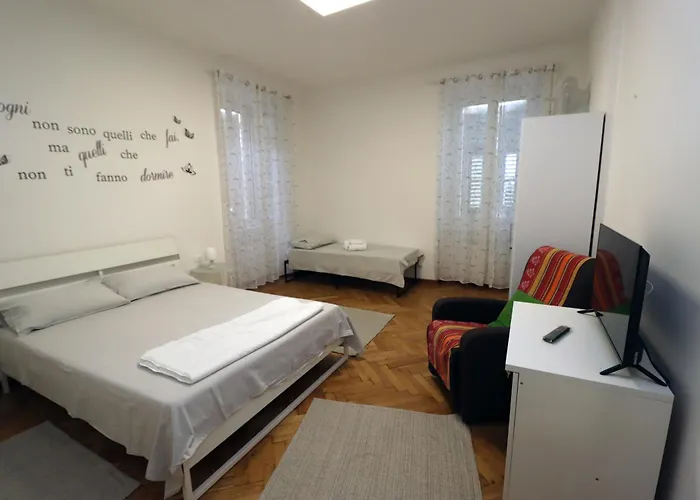 Vignola 6 Apartment Trieste